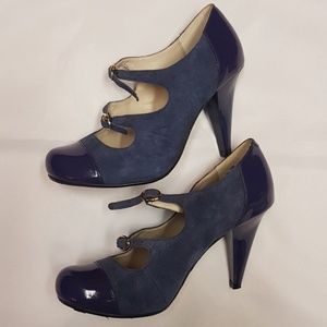 Clarks retro style blue suede heels US 6
